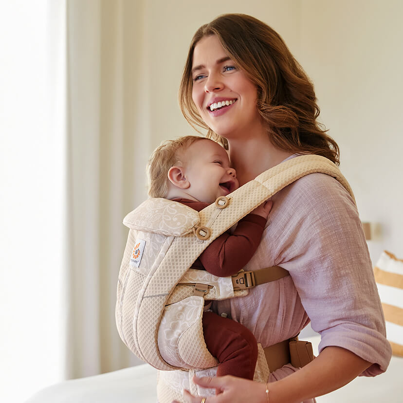 OMNI Breeze / クリームフラワーレース | エルゴベビー オンラインストア