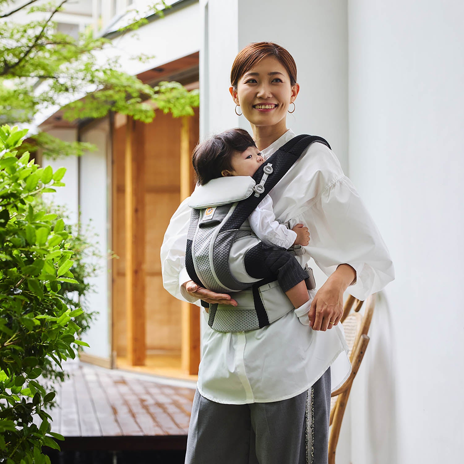 OMNI Breeze / グレーパッチワーク | エルゴベビー オンラインストア