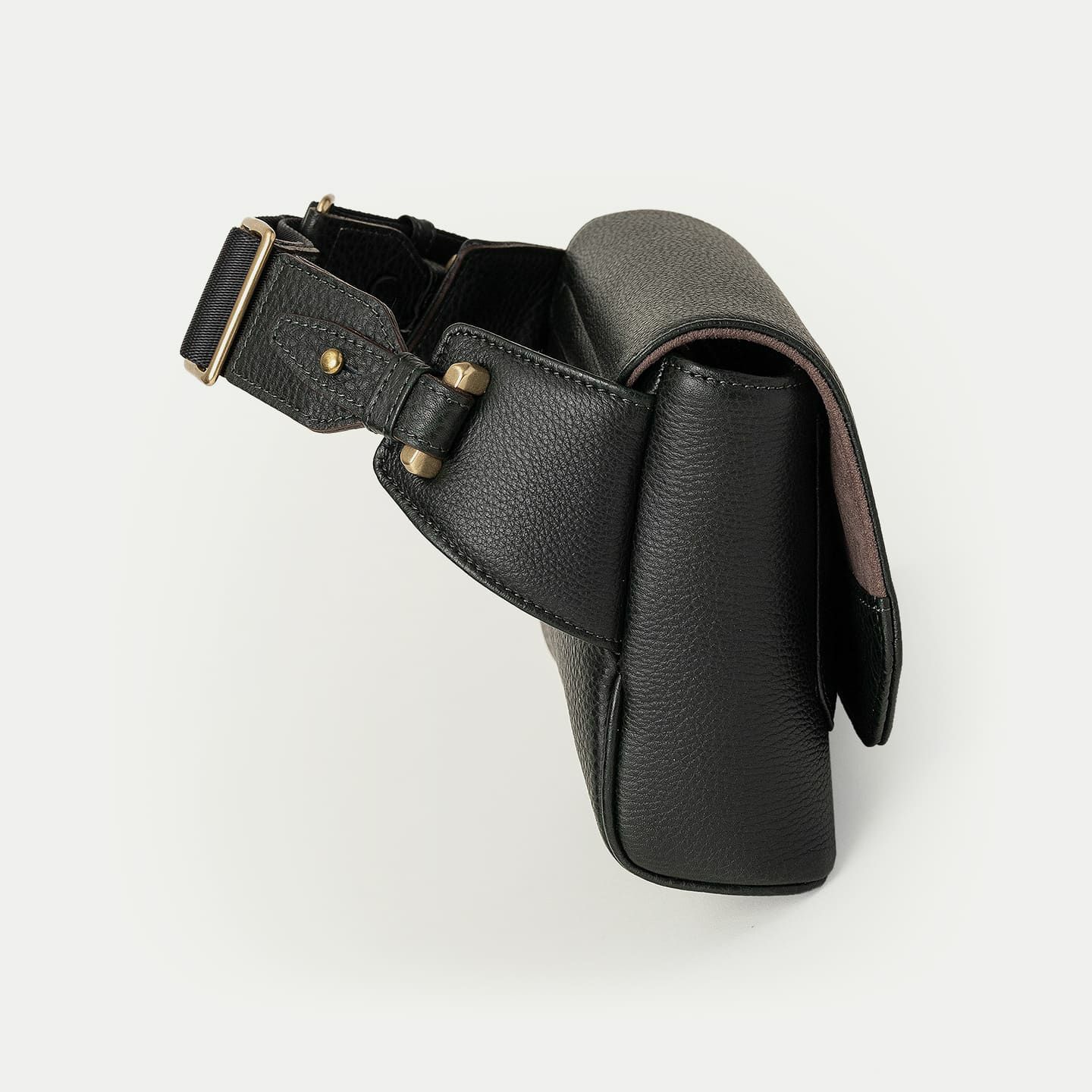 シュリンク ボディバッグ《Liberty》 - British Green - | ETiAM