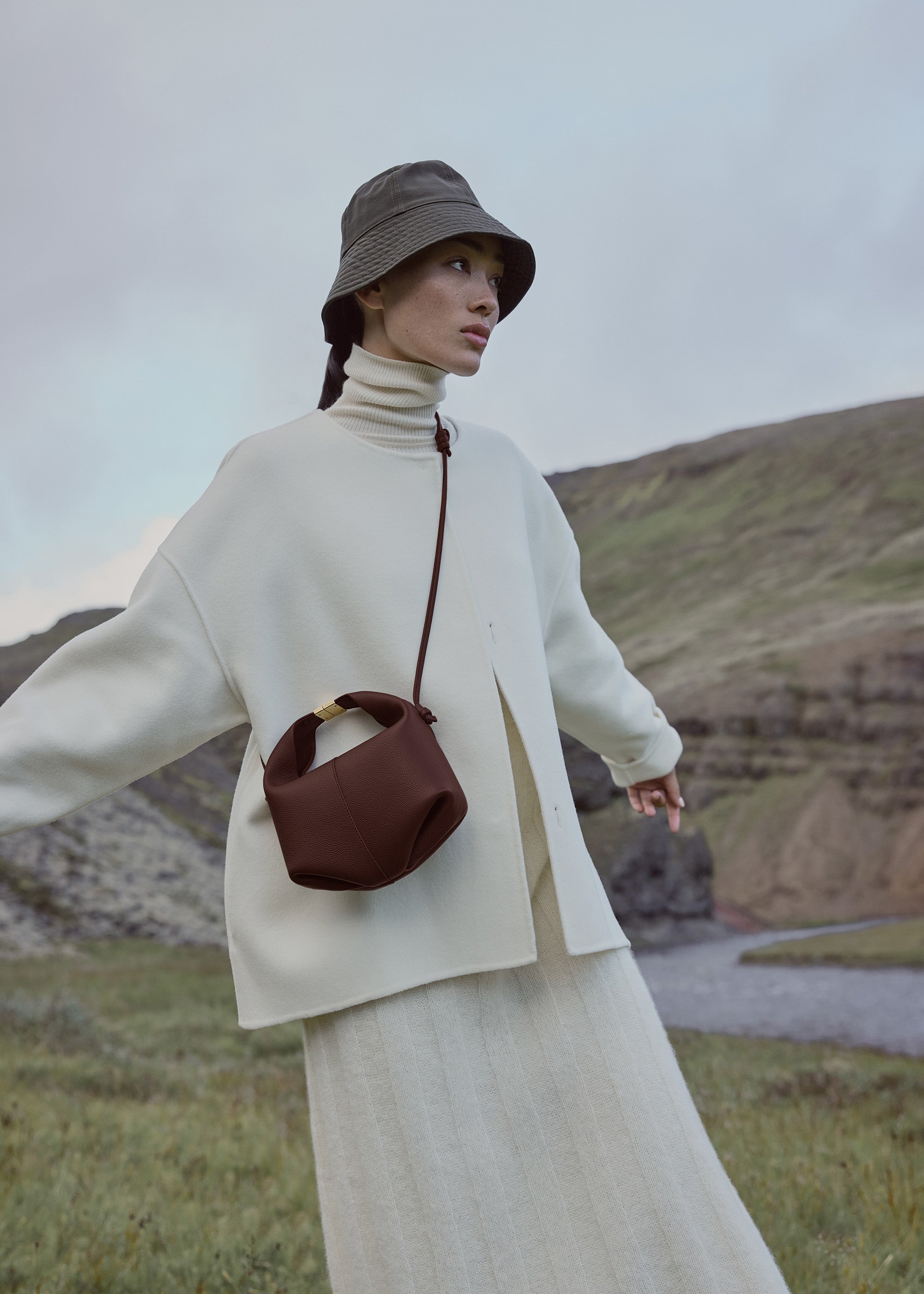 Polène | Bag - Béri - Textured Sandalwood – Polène EU