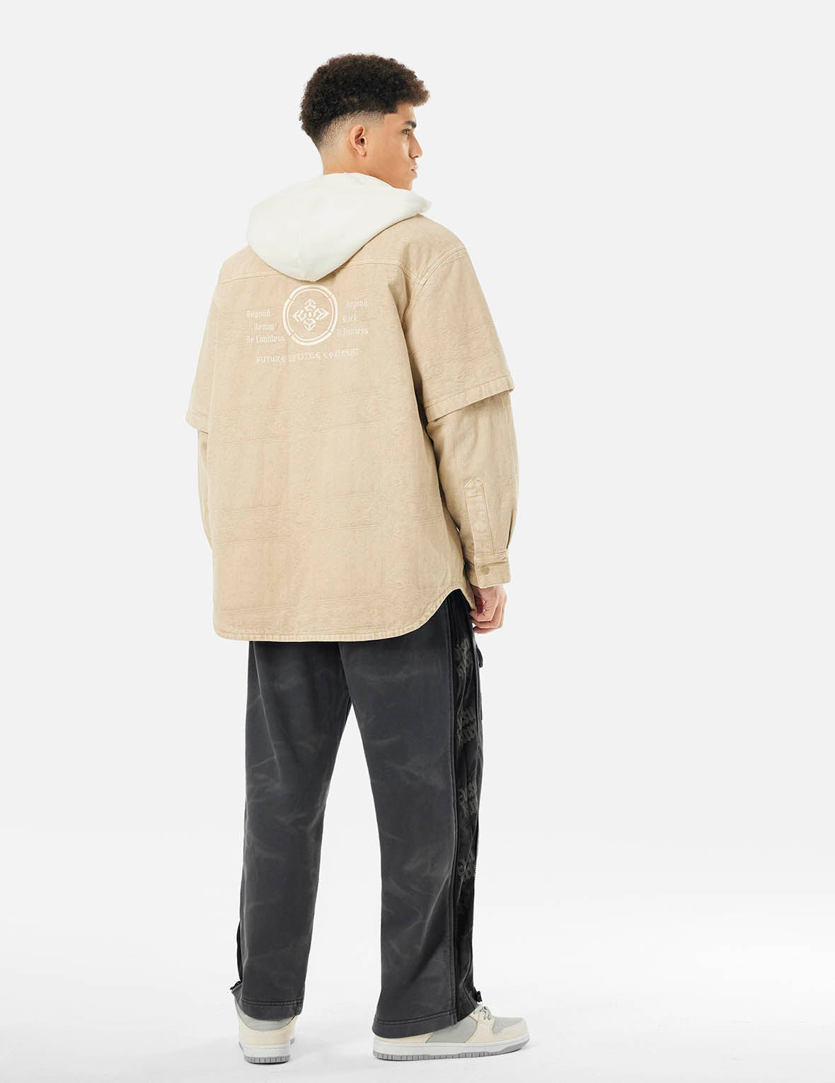 ガーメントダイロゴプリントサイドジップリラックスフィットスウェット