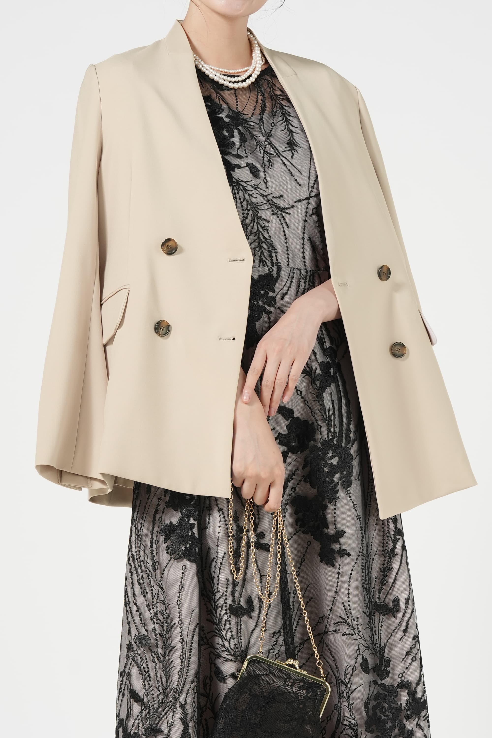 Dorry Doll ノーカラーダブルベージュジャケット (M) をレンタル