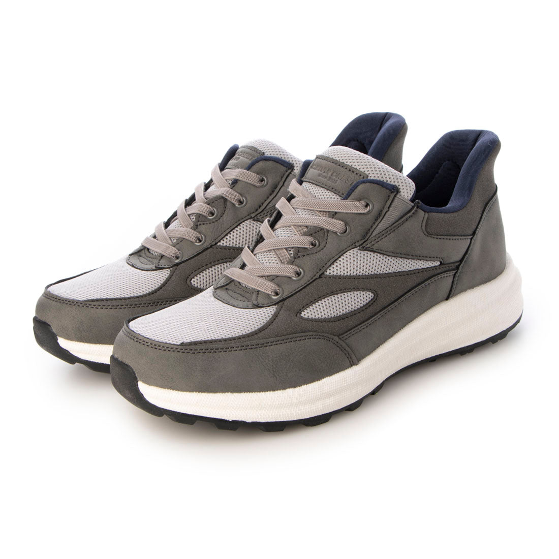 Slip On Shoes CEDAR CREST CC-60770 that can be worn without using hand