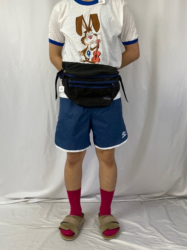 90年代 90s アメリカ製 パタゴニア アウトドア ウエストポーチ 鞄 黒