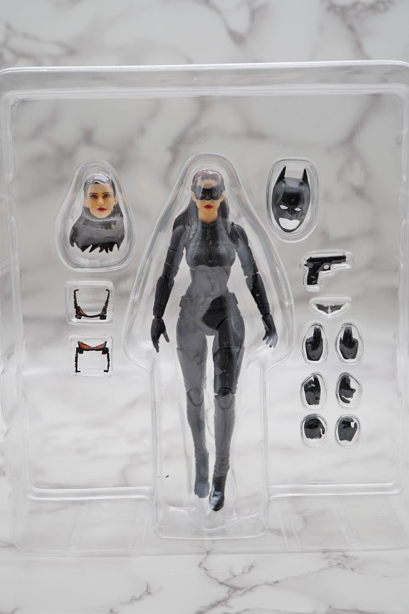 マフェックス セリーナ・カイル Ver.2.0（再レビュー）】: フィギュア