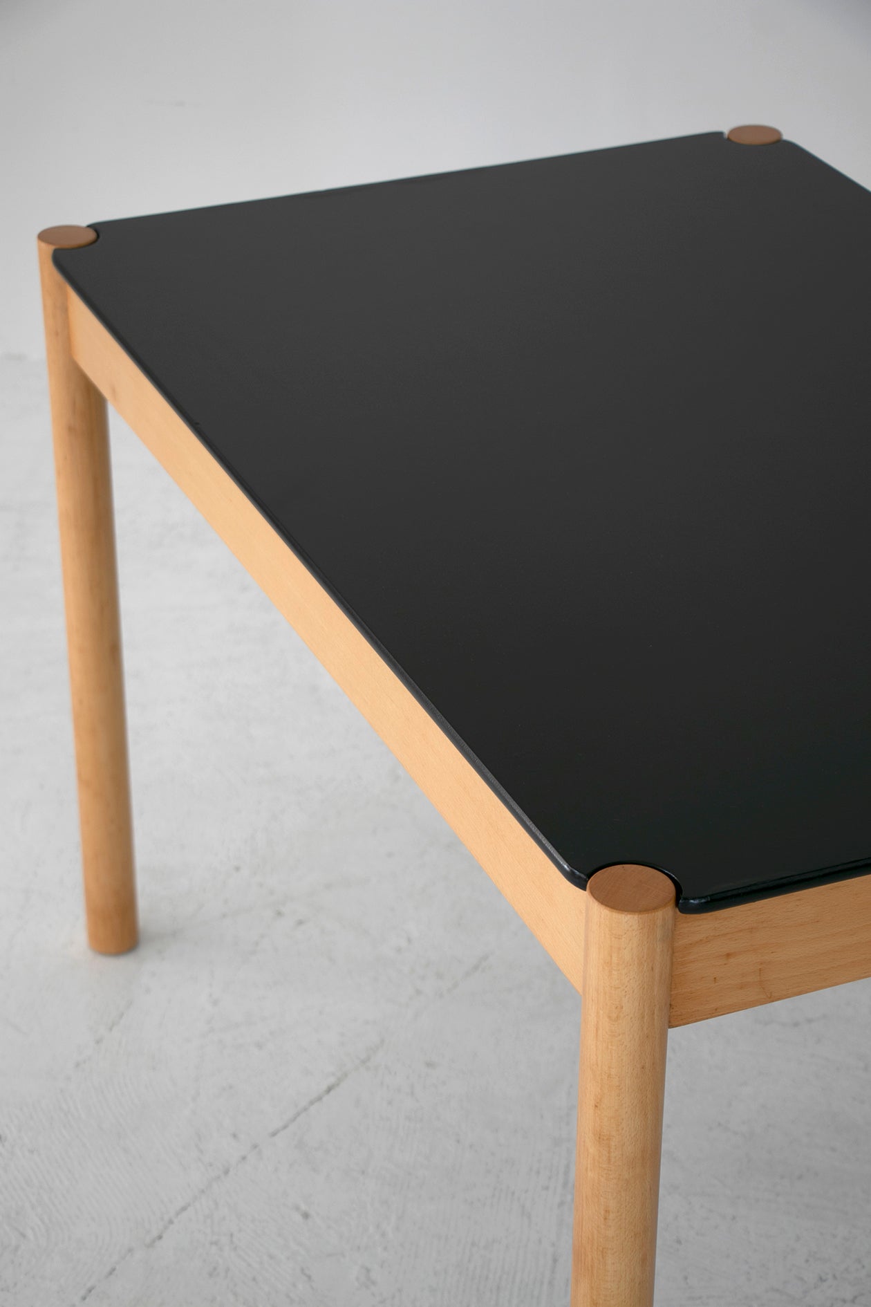 Dining table / Jorgen Baekmark for FDB Mobler – FILM