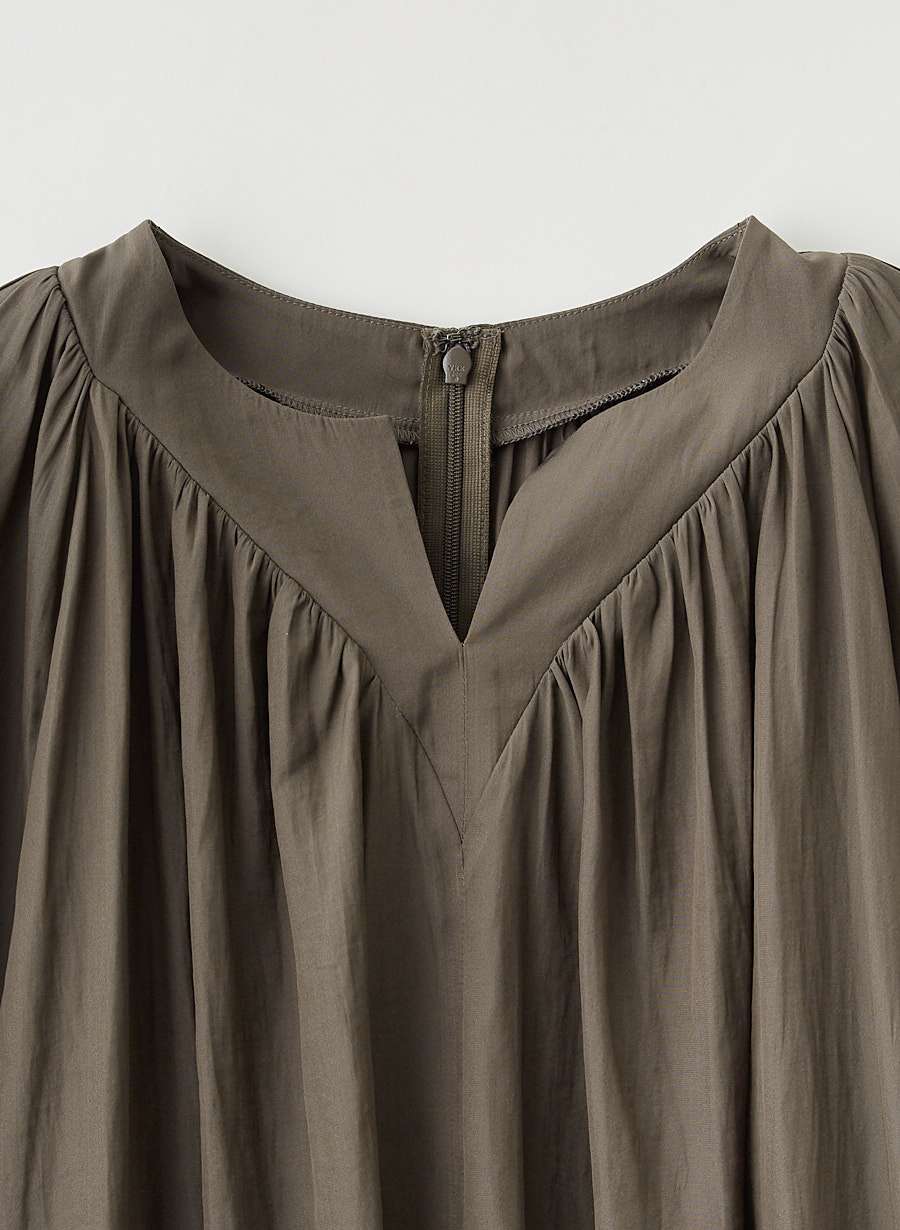 割繊ギャザーブラウス/セットアップ可｜LOUNIE（ルーニィ）公式サイト