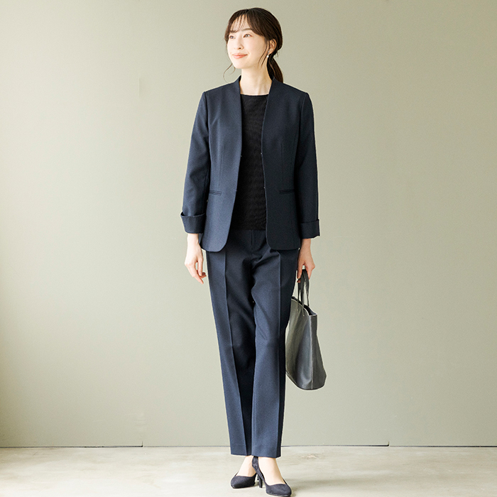 洗える｜定番ネイビーパンツスーツ 13号・ネイビー｜東京ソワール