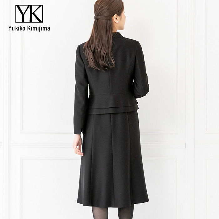 エレガントなスタンドカラーアンサンブル 9号・ブラック｜東京