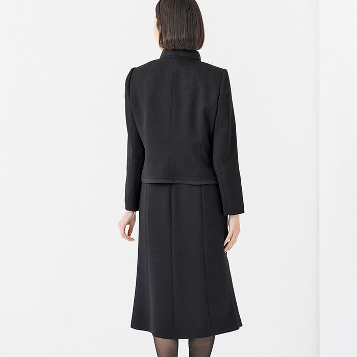 ゆとり仕上げのアンサンブル 13号・ブラック｜東京ソワール