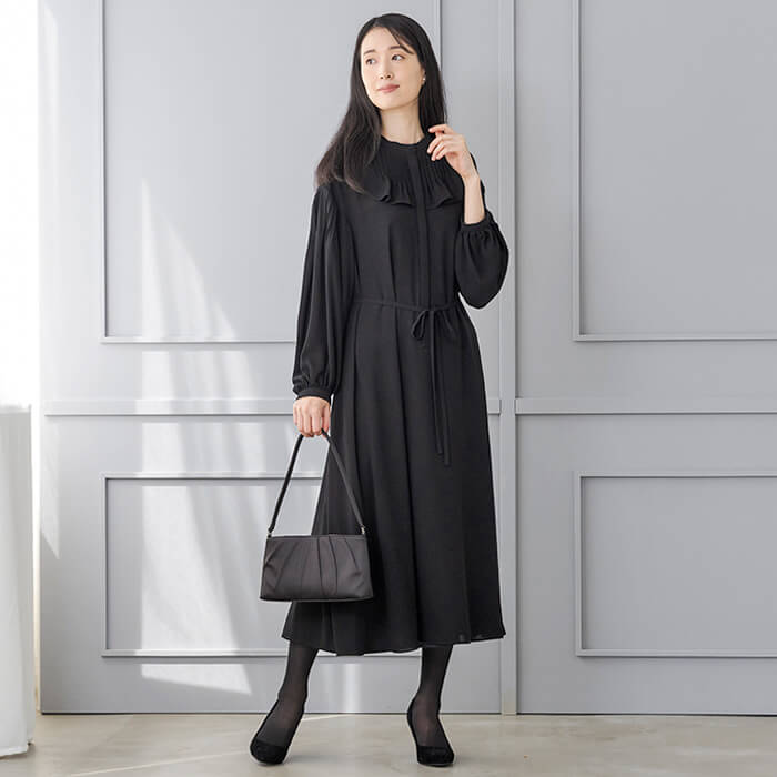 洗える｜ピンタックがポイントのワンピース M・ブラック｜東京