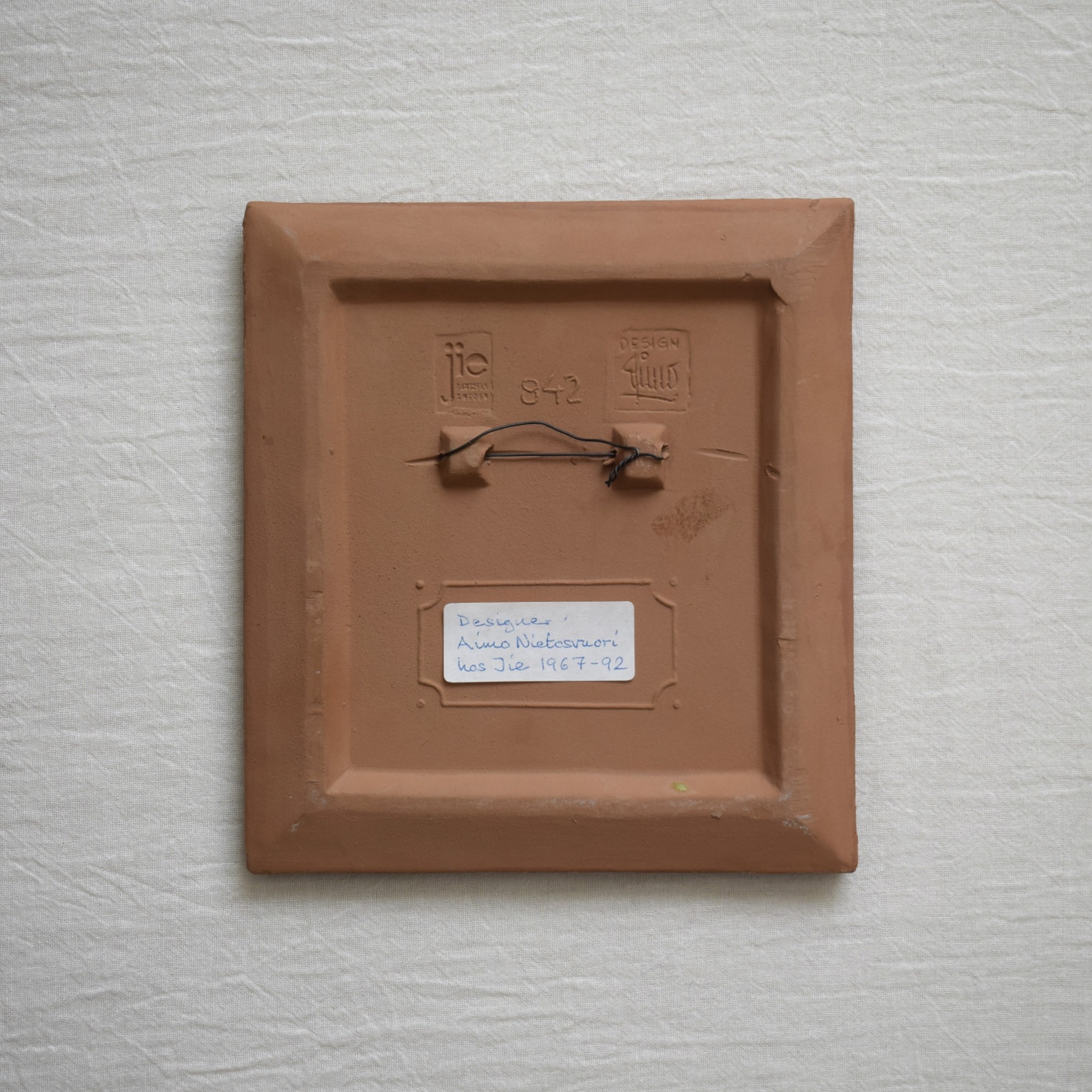 スミレの陶板・希少デザイン / Jie Gantofta ・ジィガントフタ | florantik