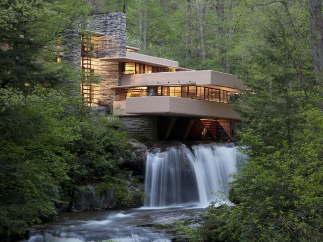 Frank Lloyd Wrightのバイオグラフィー | Frank Lloyd Wright tribute