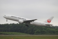 JAL 777-200ER 最後の1機「JA703J」、夏休みに羽田/中部線へ投入！退役