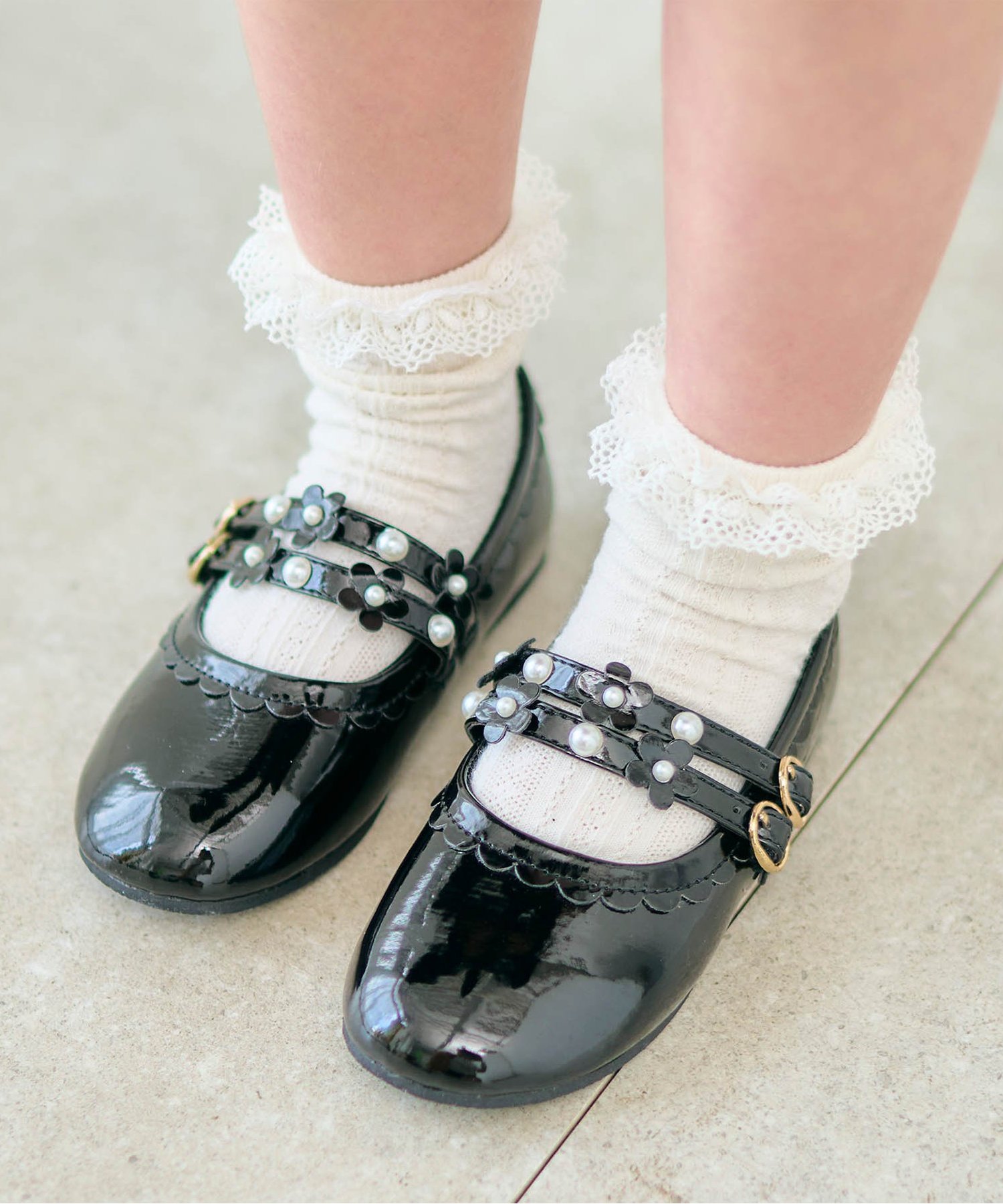 3P対象A ワンポイントモチーフ刺繍ソックス（V154054）|apres les