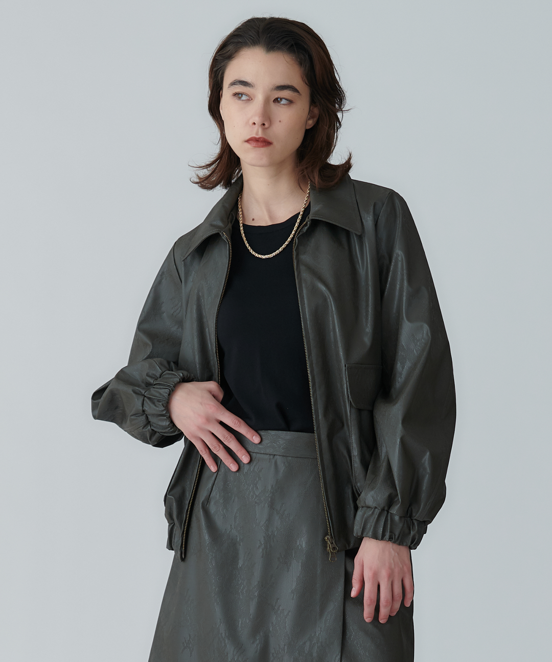 エンボスレザーカラーブルゾン – FACE SANS FARD