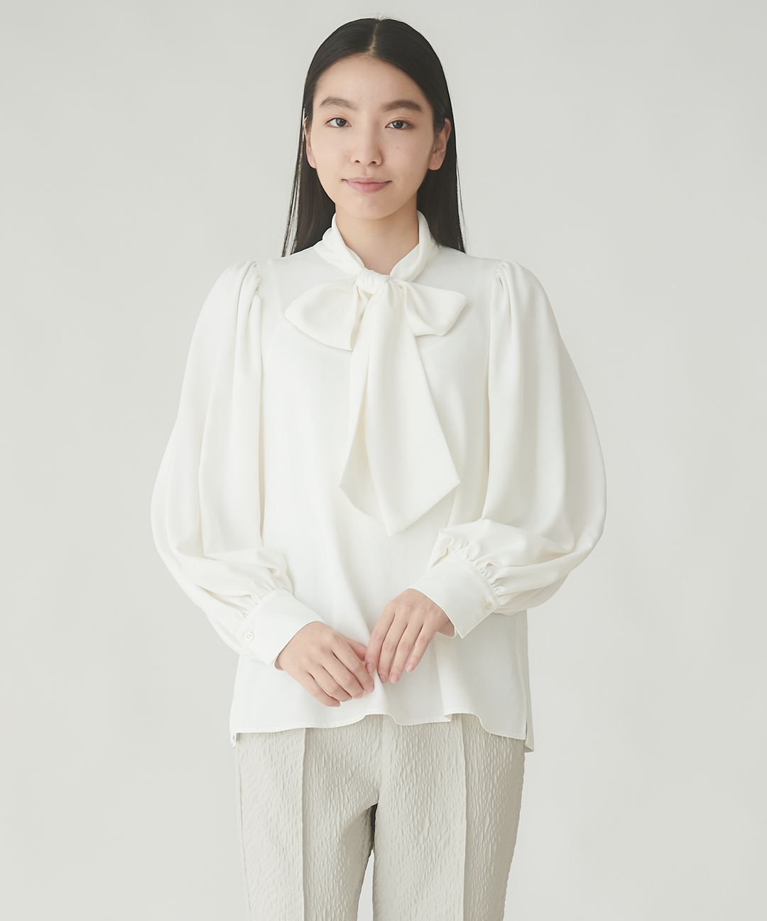 バックサテンジョーゼットボウタイブラウス – FACE SANS FARD