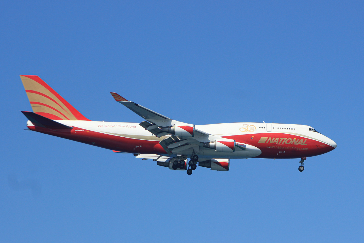 サザン・エア 元日本航空 B747-346 Planetags コンビ色 元JAL・現