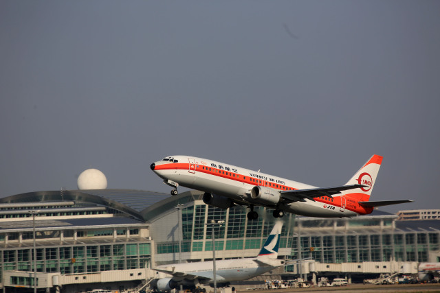 G*O様 SWAL Boeing 737-400 スケール1/130 南西航空 SWAL ジェット