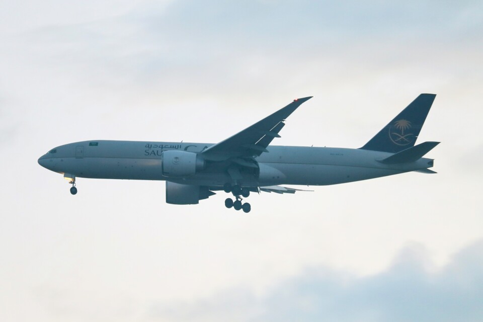 サウディア Boeing 777-200 HZ-AK73 成田空港 航空フォト | by HK