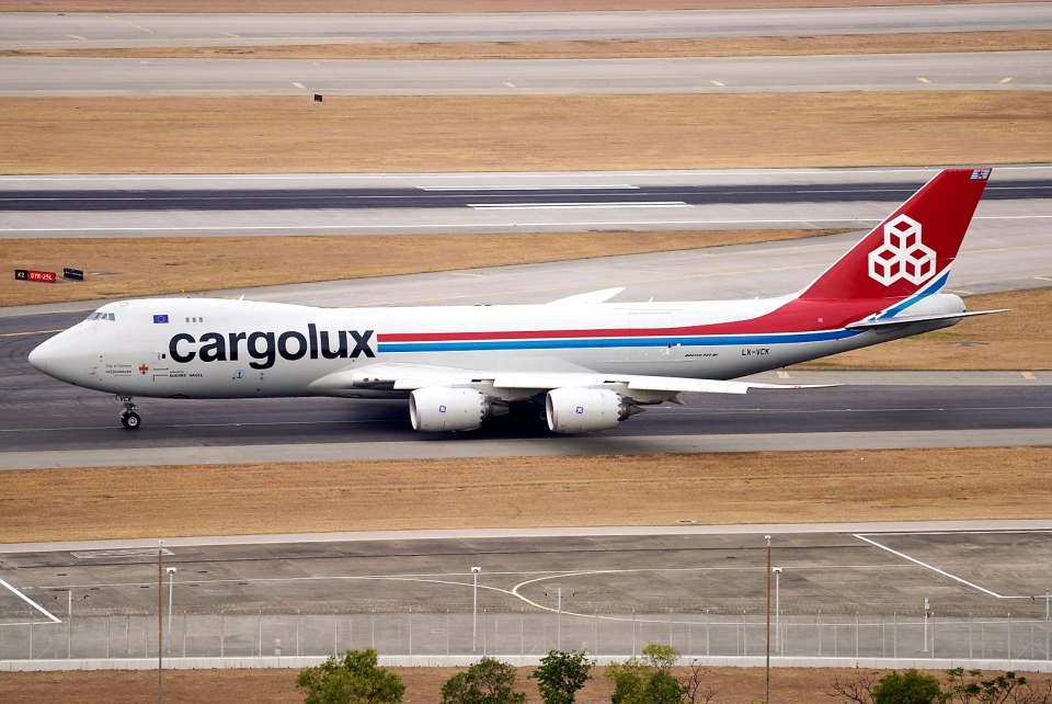 カーゴルクス Boeing 747-8 LX-VCK 香港国際空港 航空フォト | by