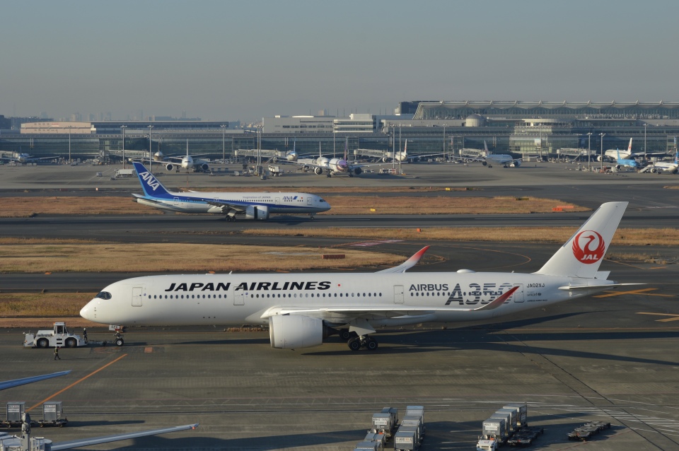日本航空 Airbus A350-900 JA02XJ 羽田空港 航空フォト | by Travel A