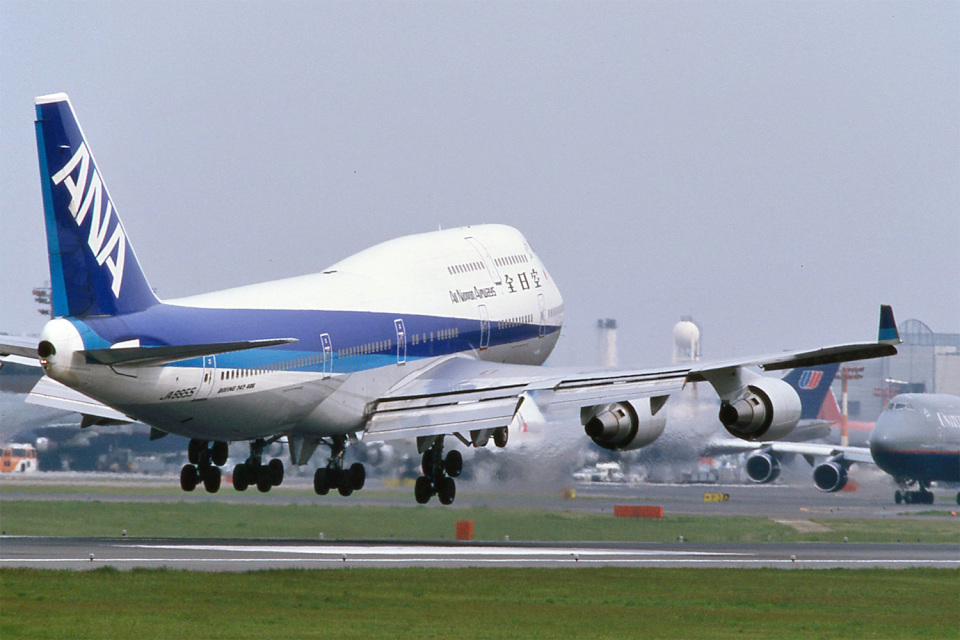 サザン・エア 元日本航空 B747-346 Planetags コンビ色 元JAL・現