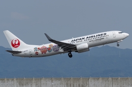 JOMONジェット」特別塗装機 日本航空 (737-800 | JA329J) ガイド
