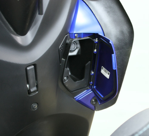 レッグバイザー for トリシティ125・155 | 株式会社ゾロワークス