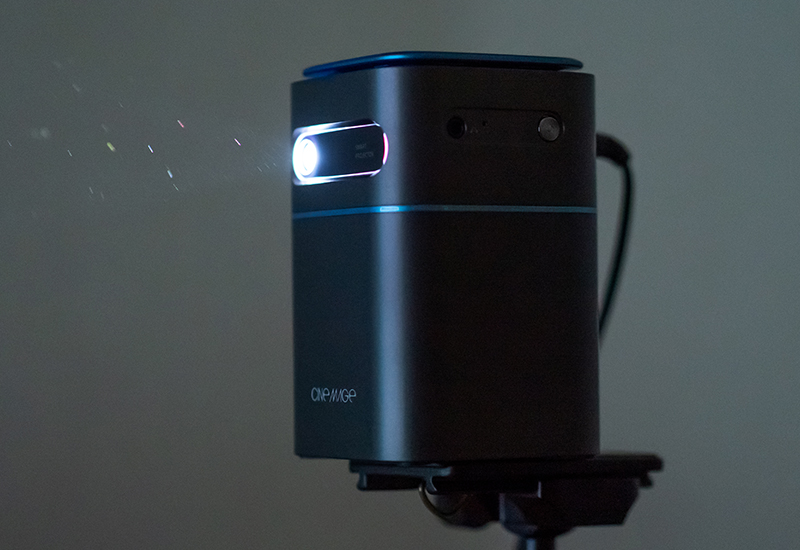 最大180インチ！】Androido搭載プロジェクター「CINEMAGE mini」登場