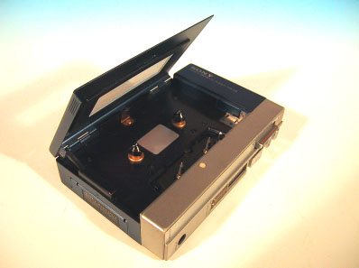 SONY 初代ウォークマン（TPS－L2）