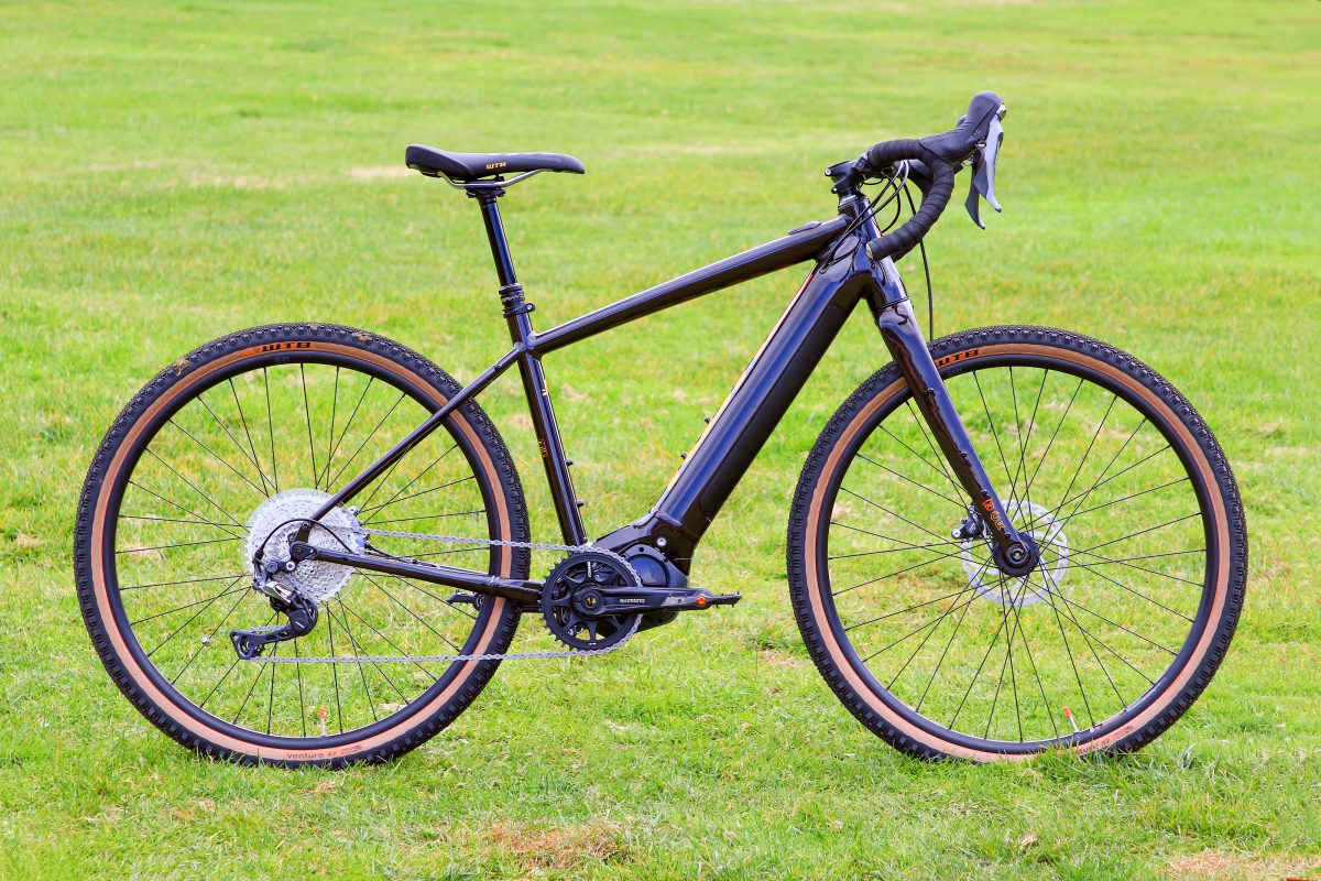 シマノの電動アシストユニット搭載！ eグラベルロード・リブレELが新た