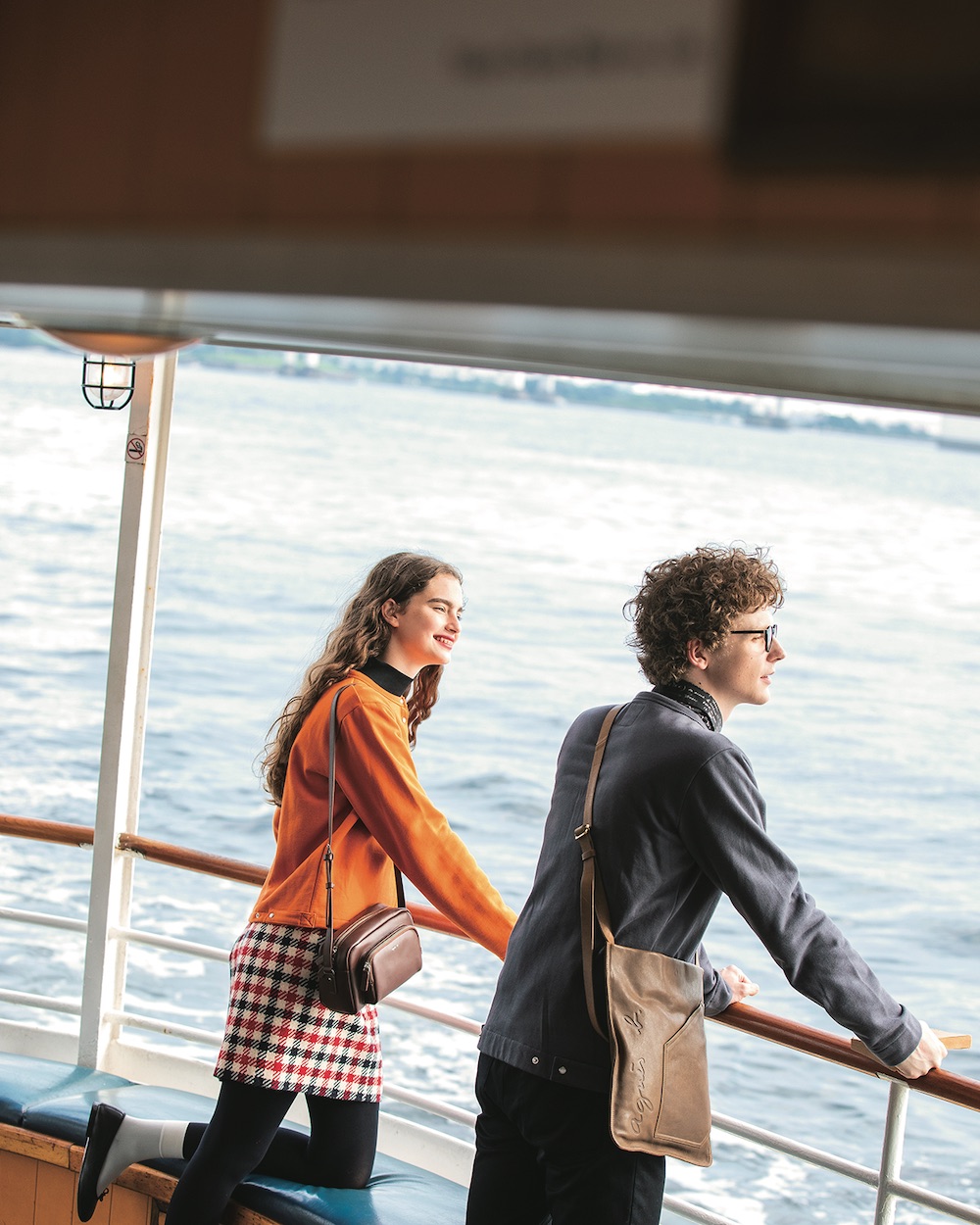 アニエスベー》カーディガンプレッションが紡ぐエレガンス | SPECIAL