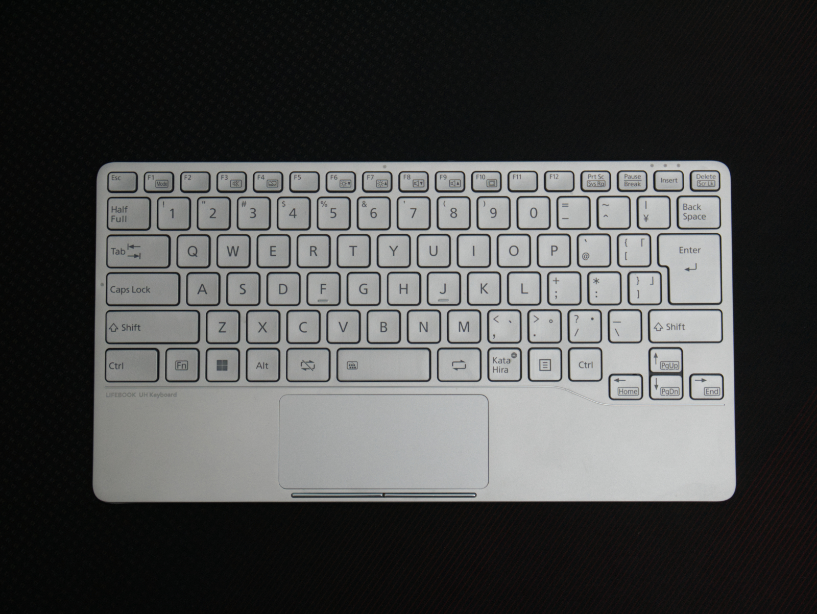 押し心地良好な薄型モバイルキーボード「LIFEBOOK UH Keyboard