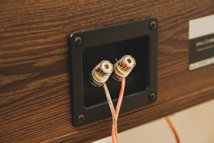 センタースピーカーを DALI OBERON VOKAL に交換して音質向上！｜FUJI