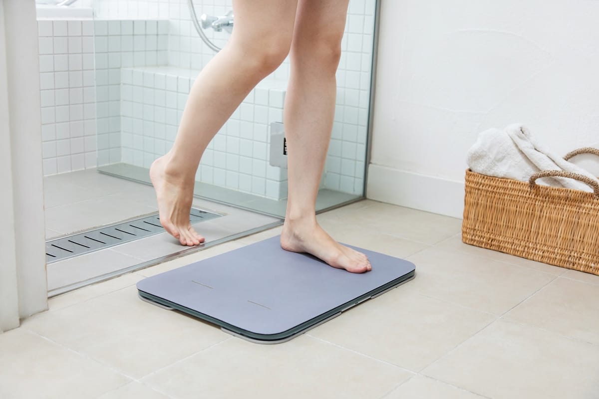 スマートバスマットをレビュー！体重管理がラクになるスマホ連動の体