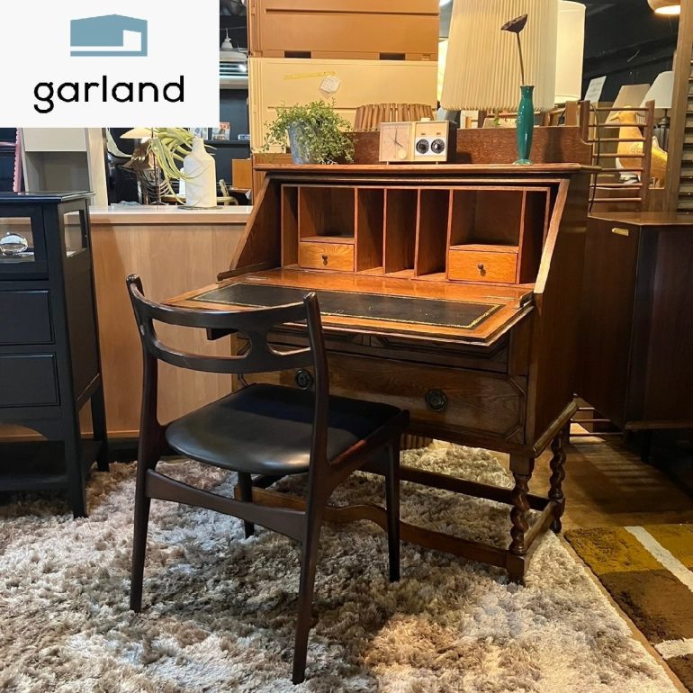 Lloyd's Antiques/ロイズアンティークス ライティングビューロ― デスク