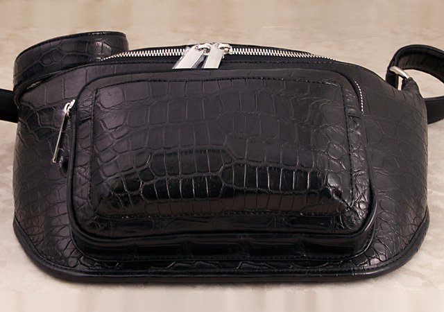 クロコダイルボディバッグ