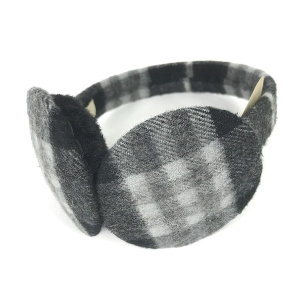Qoo10] Burberry イヤーマフ チェック ファー 耳あて イ