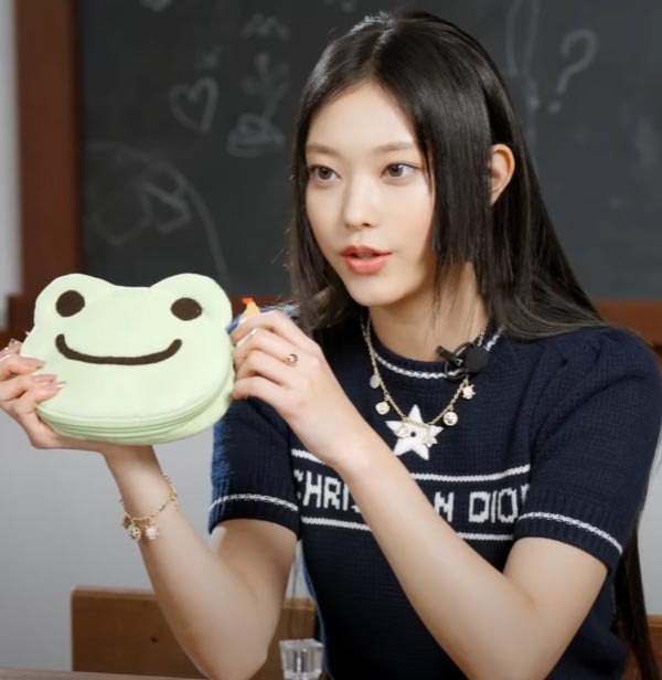 Qoo10] [NewJeansヘリン 愛用] Fro