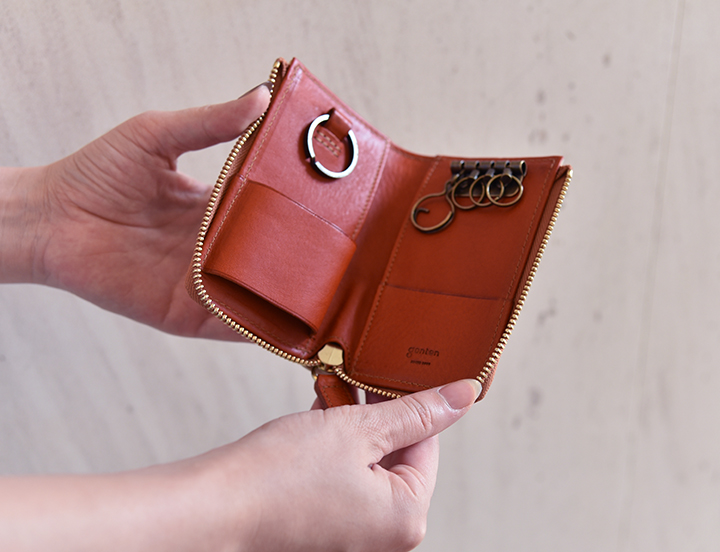 日常にきらめきを。 この冬だけの特別なカットワーク｜革財布、バッグ