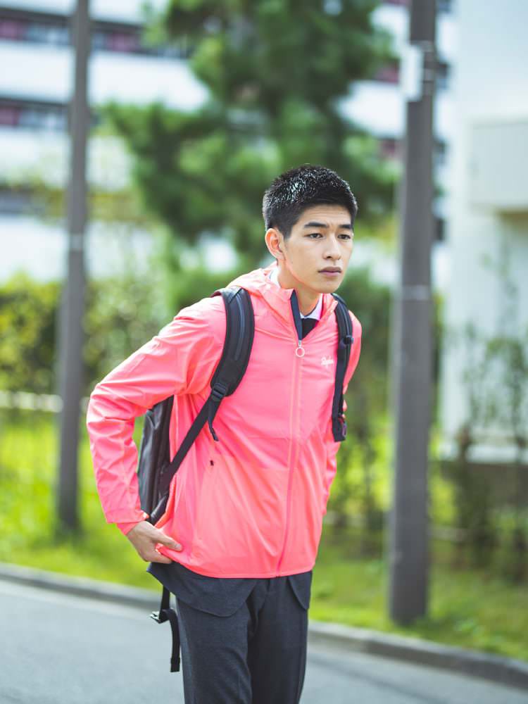 フォーマルウェアや革靴も進化中。洒落たeバイクとあわせたいビジネス