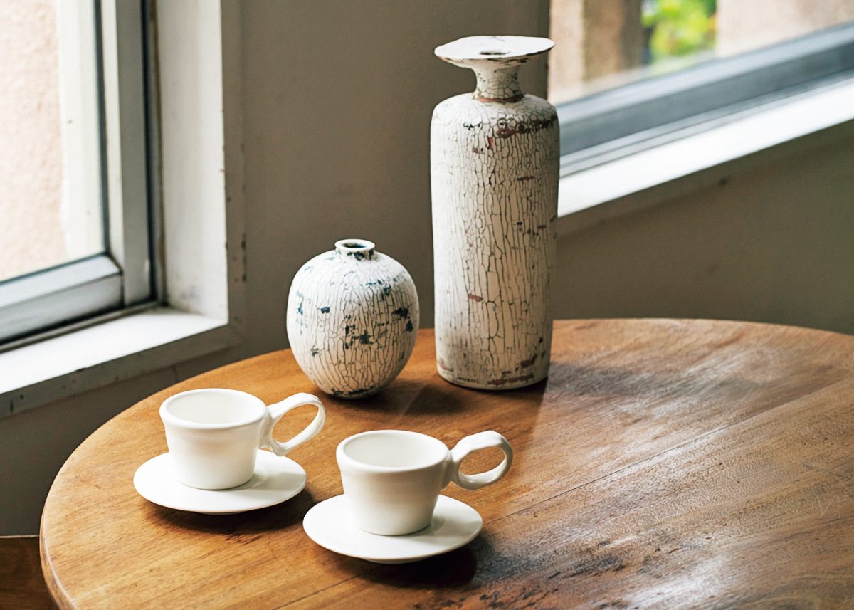 器マニアがこぞって買い求める、沖縄伝統工芸“やちむん”、注目の若手