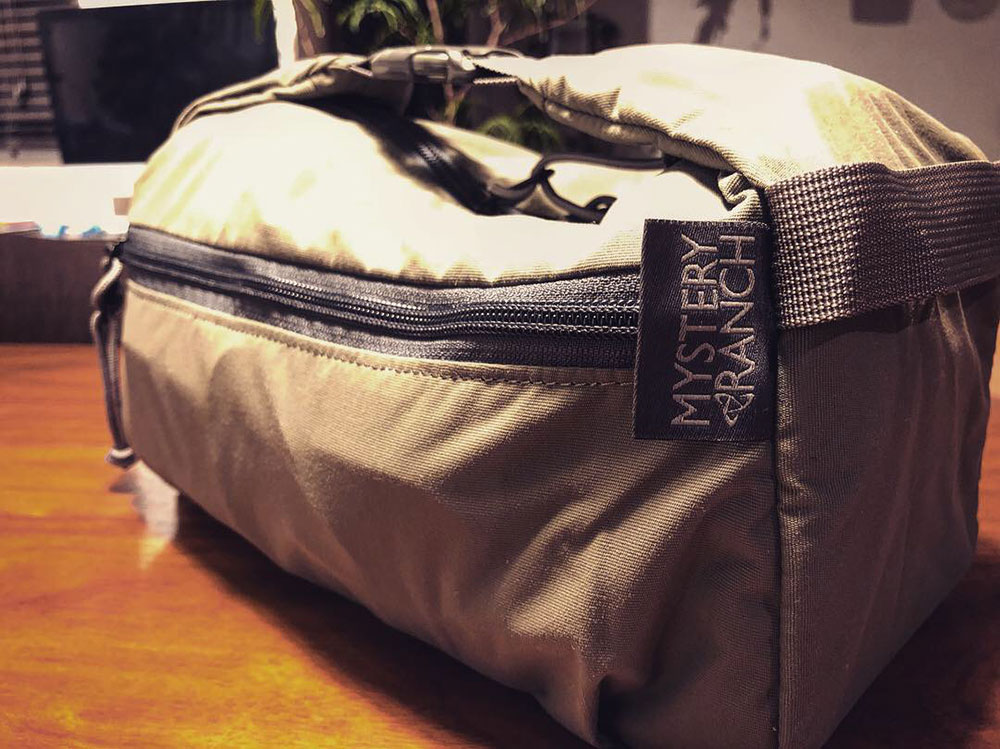 ミステリーランチ カメラレンズケース コヨーテ L 楽天市場】【土日