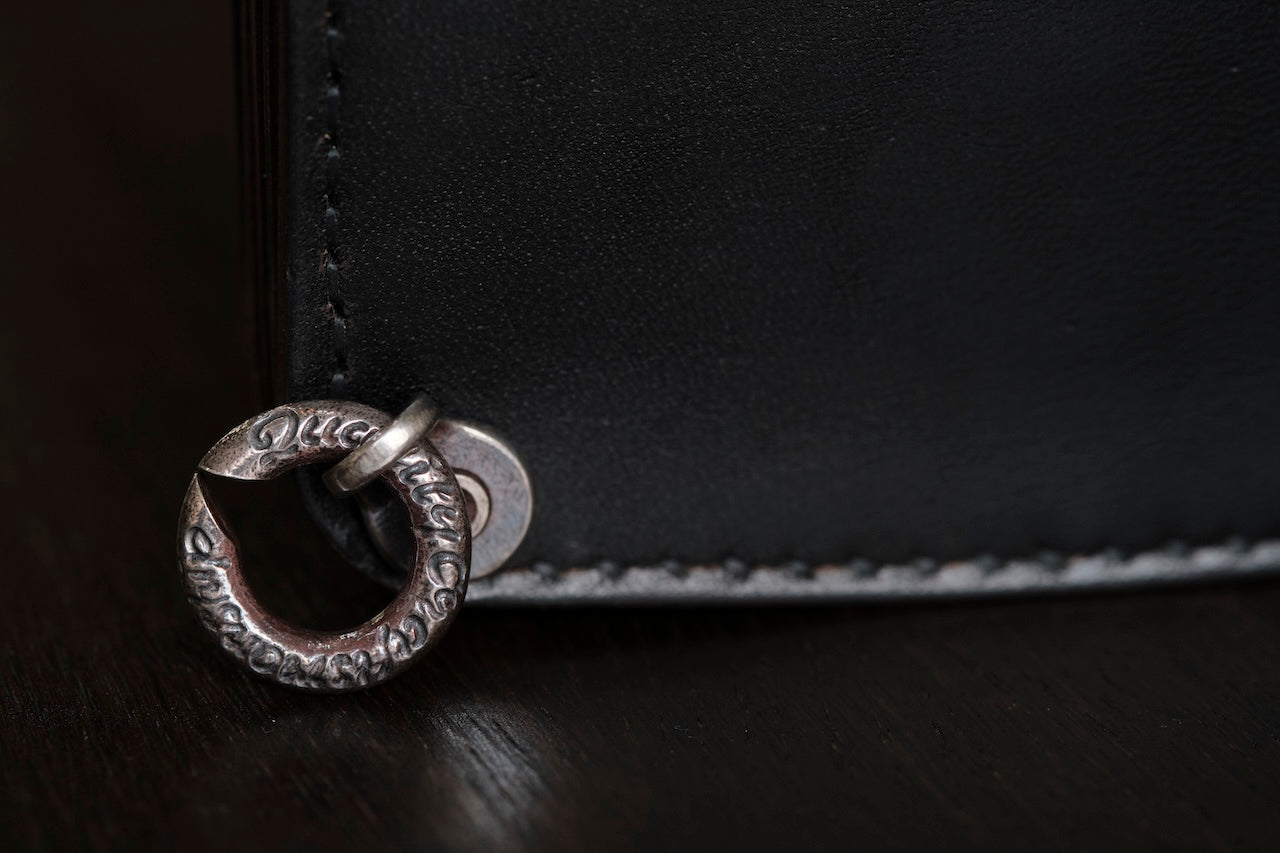 LYNCH SILVERSMITH CHUBBY WALLET – grandguignol