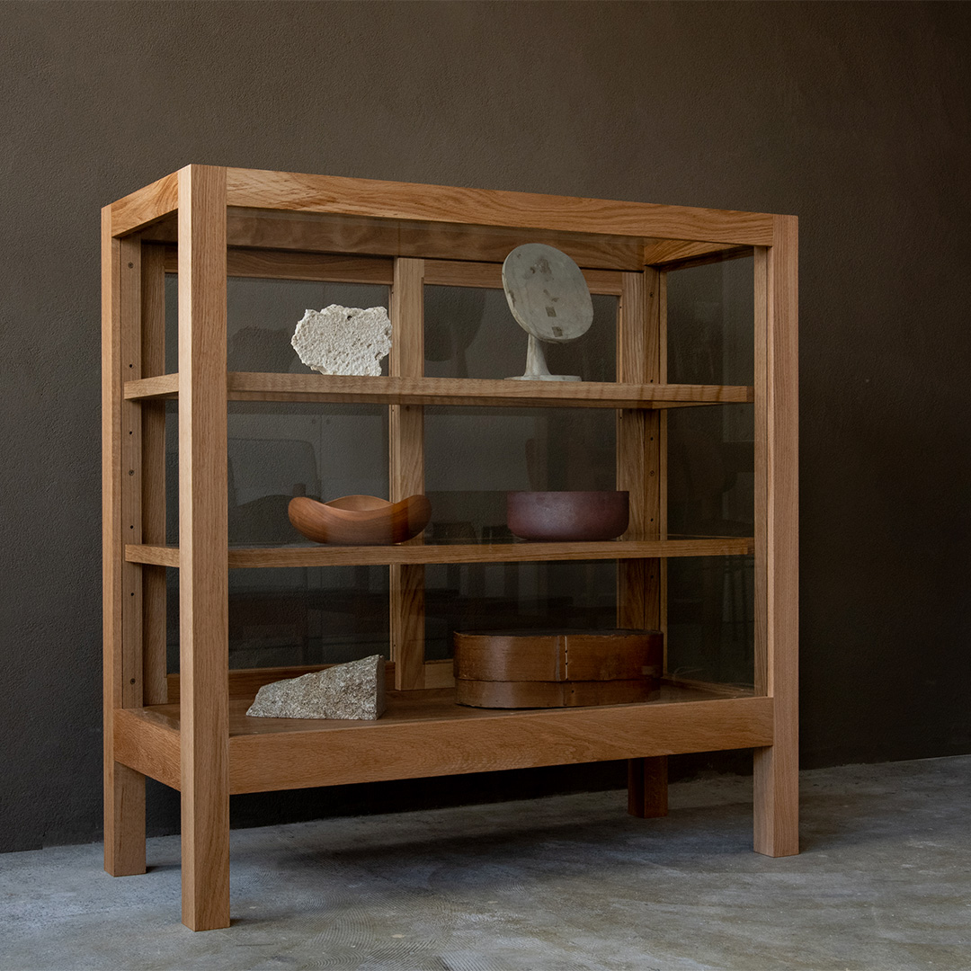 Showcase 02［ショーケース 02］｜ガラス棚｜Narrative - graf