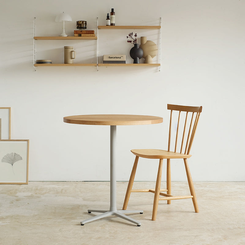 Round Cafe Table Φ700｜オーク無垢材 | 北欧家具 北欧インテリア通販