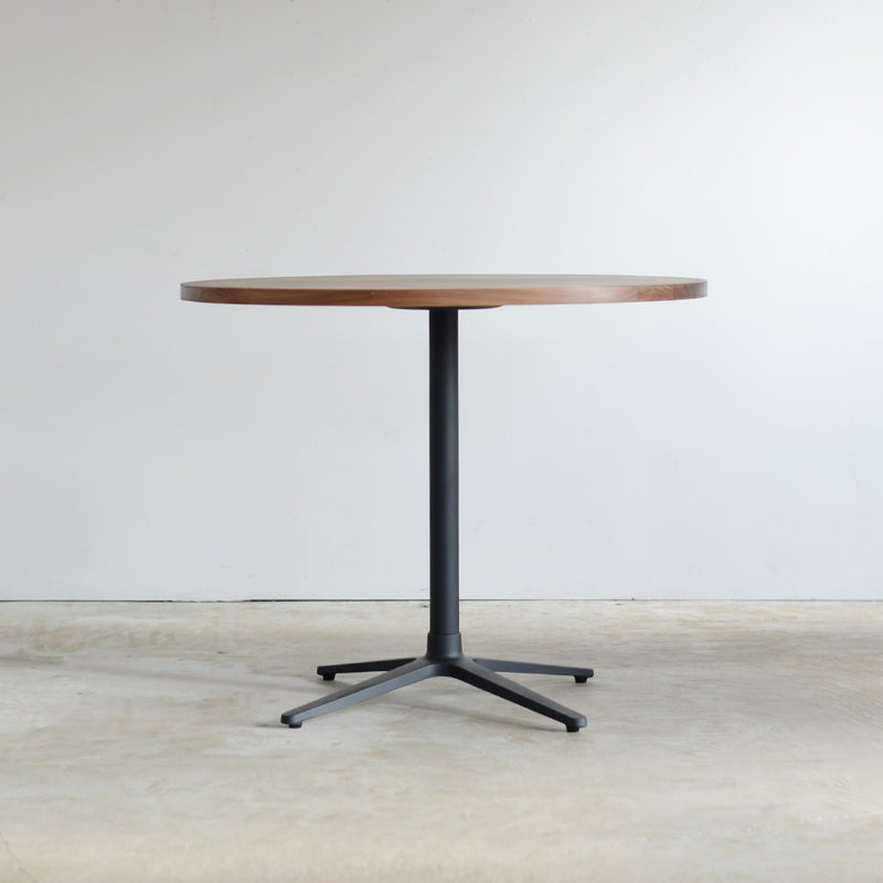 Round Cafe Table Φ900｜ウォルナット無垢材 | 北欧家具 北欧