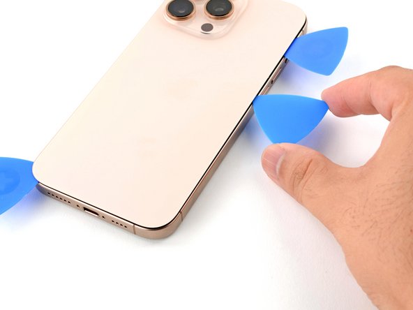 iPhone 16 Pro Max ロジックボードの交換 - iFixit 修理ガイド