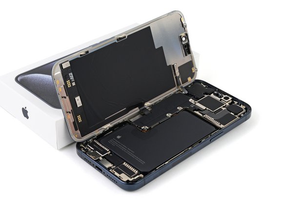 iPhone 15 Pro Max スクリーンの交換 - iFixit 修理ガイド